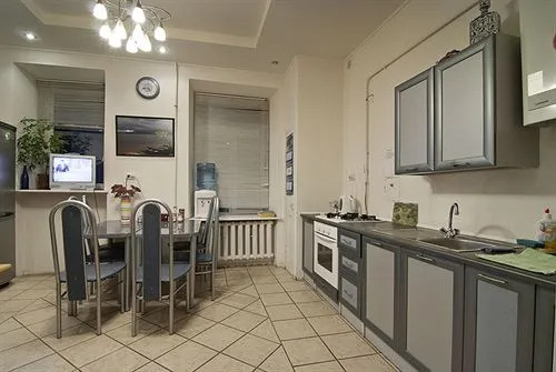 Аврора Петроградская