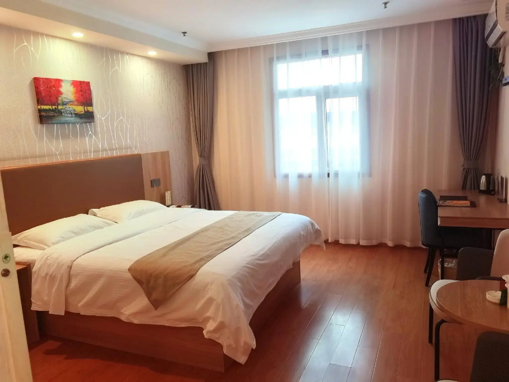 GreenTree Inn Jiangsu Suzhou Kunshan Shimao Plaza Hotel