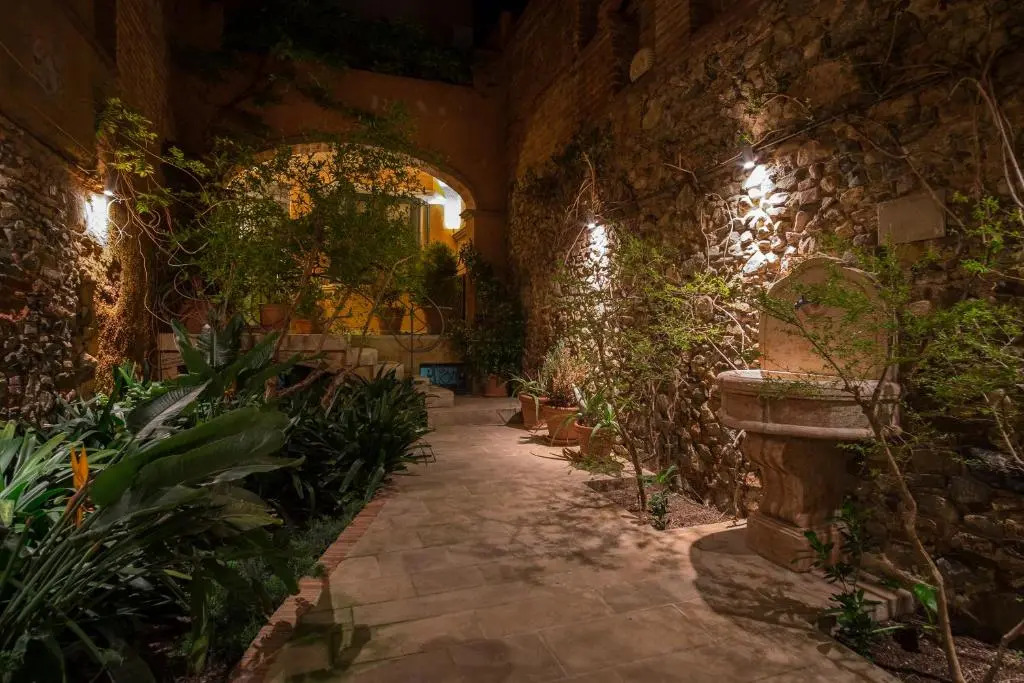 Apartaments Suites Sant Jordi