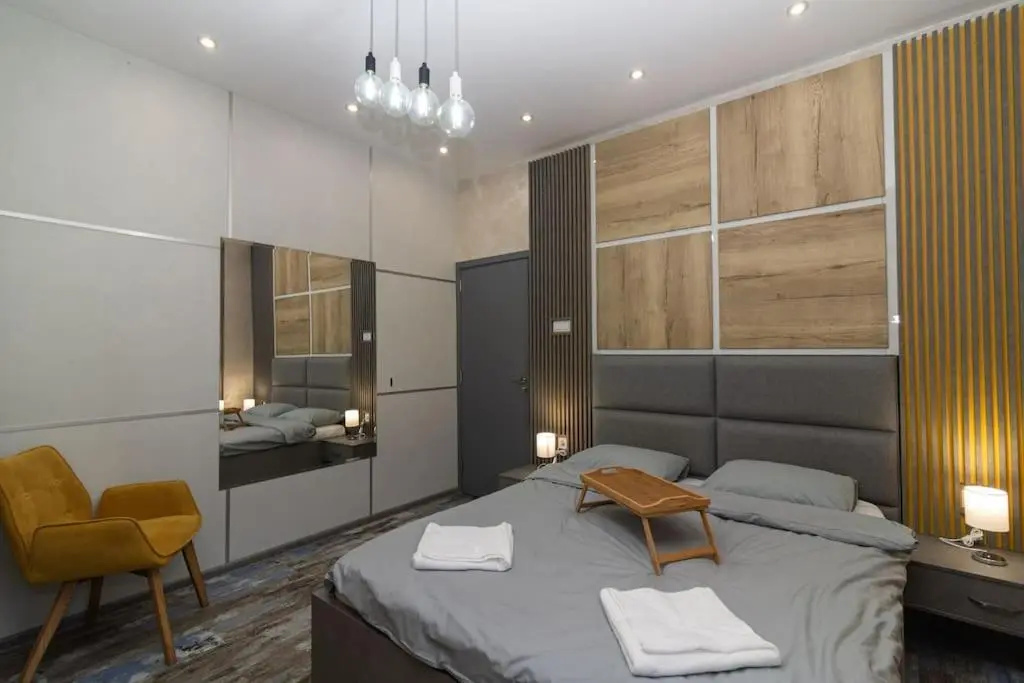 Unique Central 1 Bedroom Flat