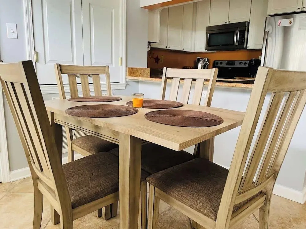 146 Beau Clair - Beachside Townhome With Pool in Long Beach
