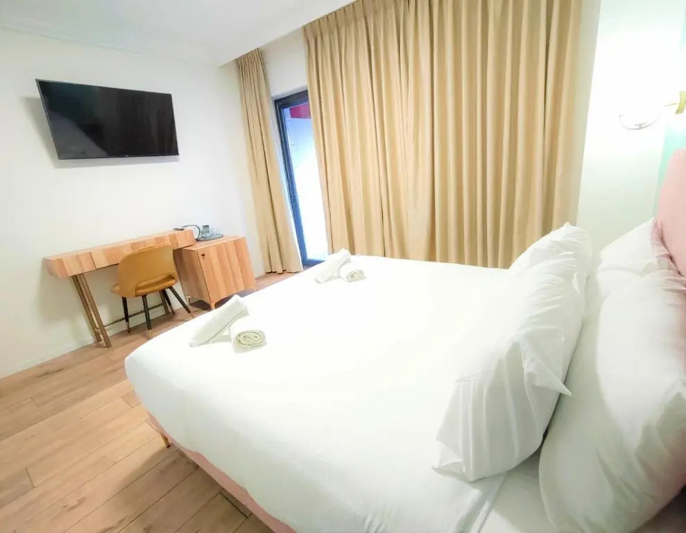 La Perle Hotel
