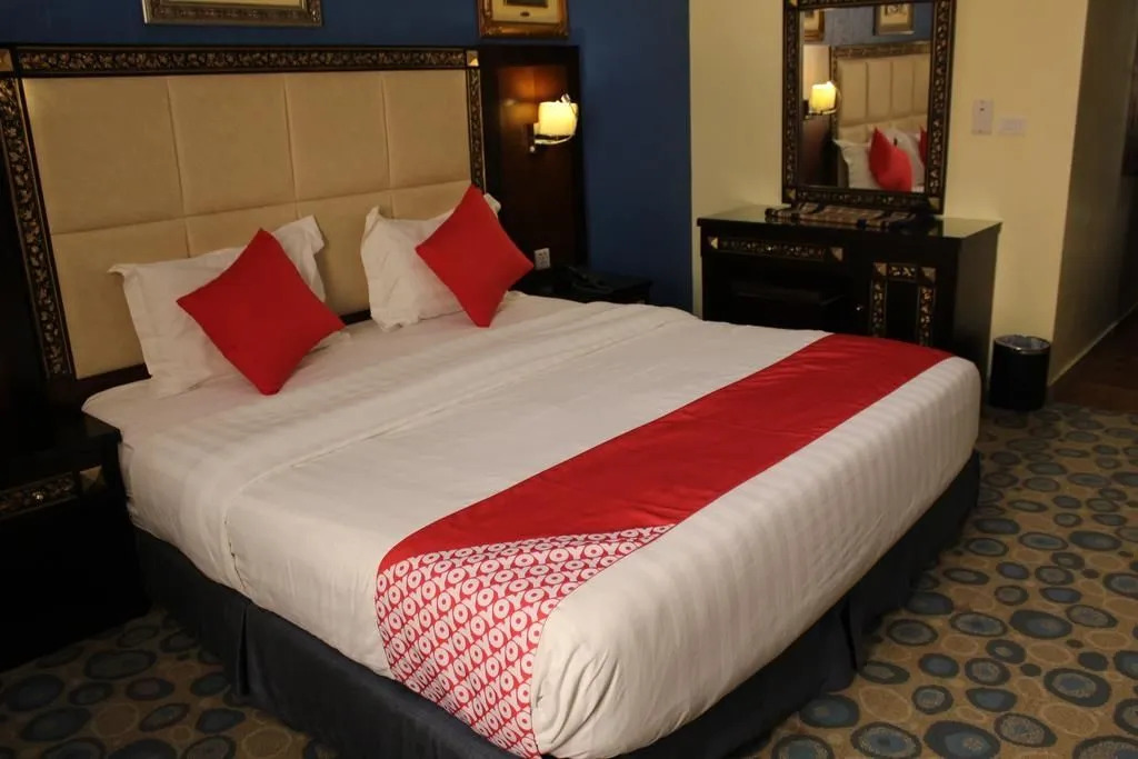 OYO 102 Tobal Al Hamra Hotel Apartments