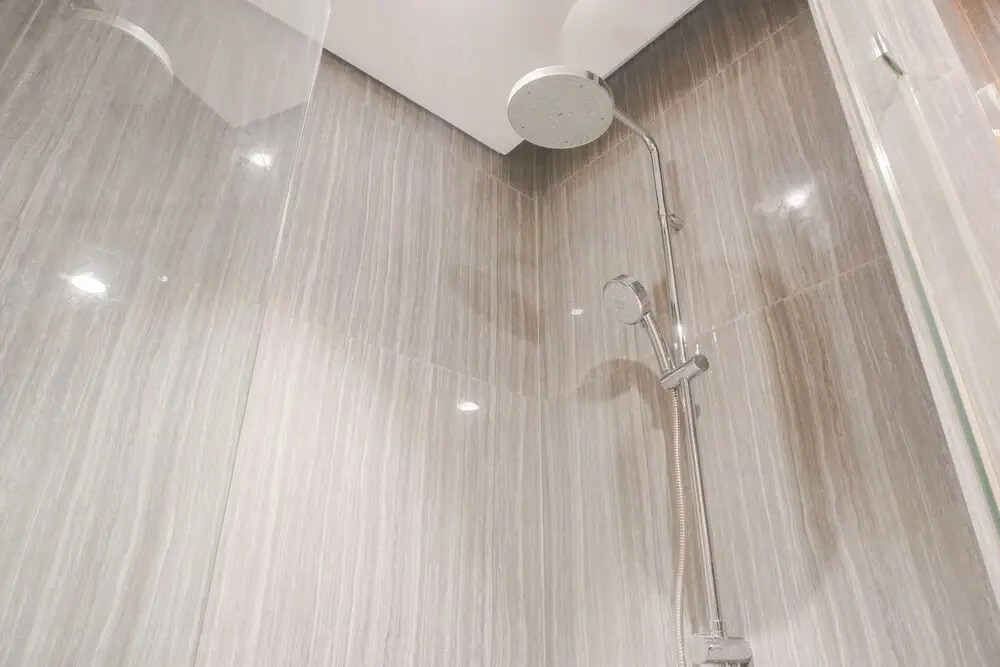 Elegant and Nice Studio at Capitol Suites Apartment
