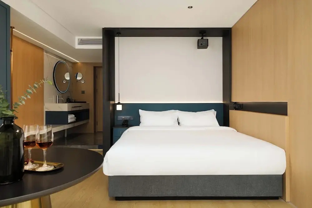 Chongqing Jiefangbei Jiayu Hotel