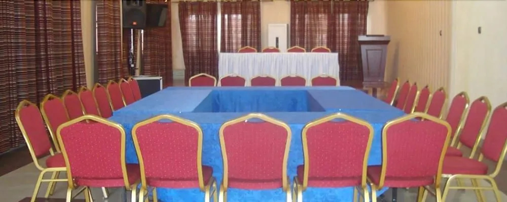 Pearl Highway Hotel