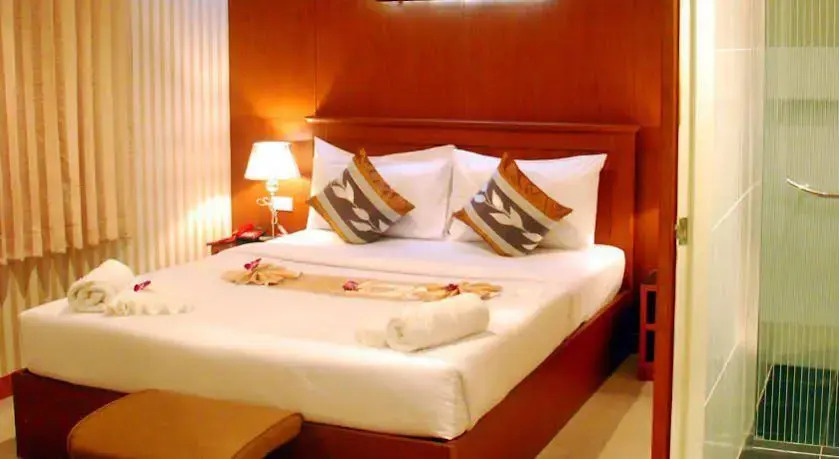 Palm Beach Hotel Phuket