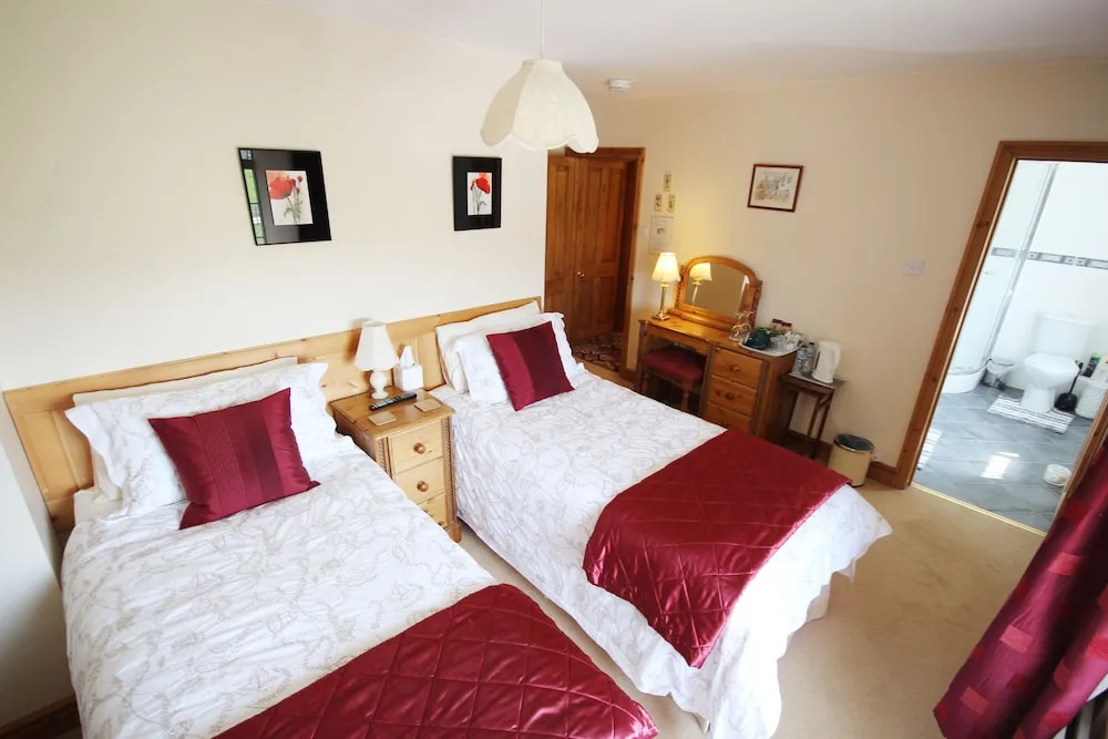 Fernydale Farm Bed & Breakfast