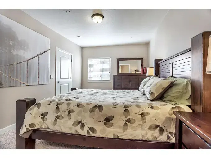 Downtown Condo by the Convention Center