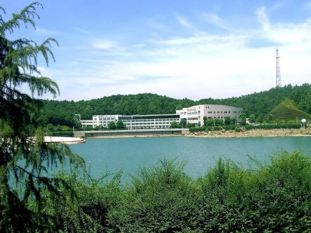 Dolton Resort Tongshenhu Hotel - Changsha