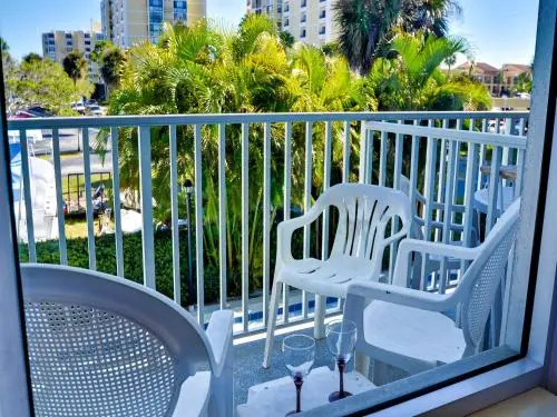 Bayside Condos 18