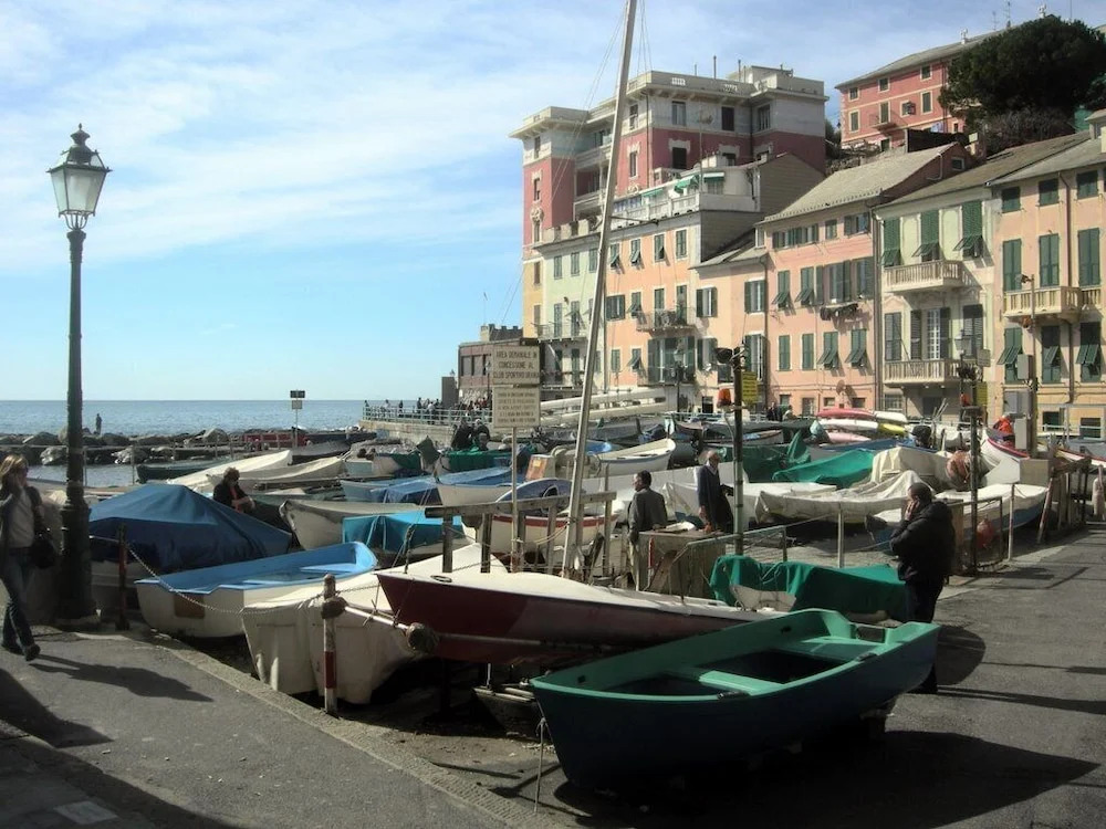 La Porta Accanto