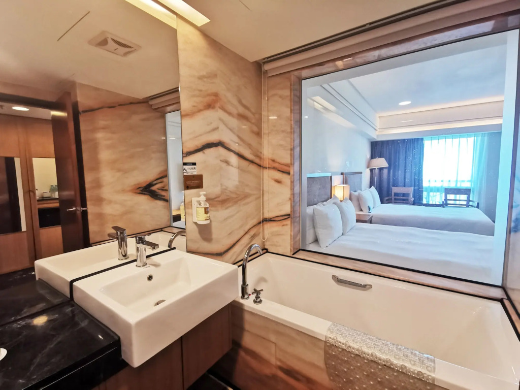 Azure Hotel