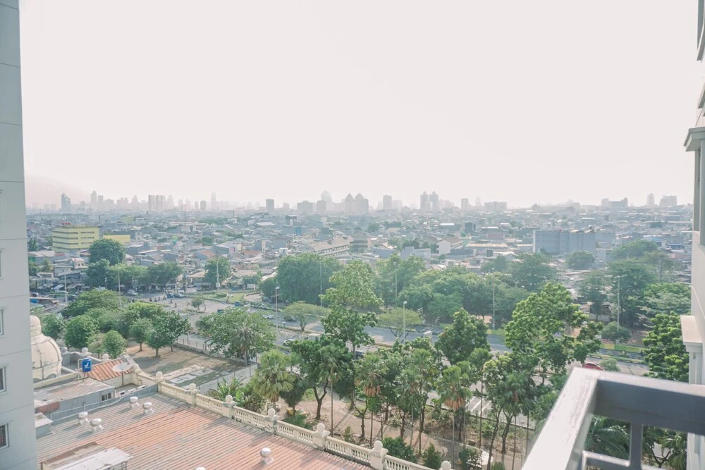 Spacious And Homey 2Br At Grand Palace Kemayoran Apartment