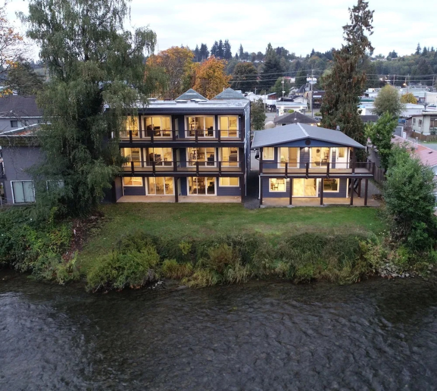 Chateau Riverside