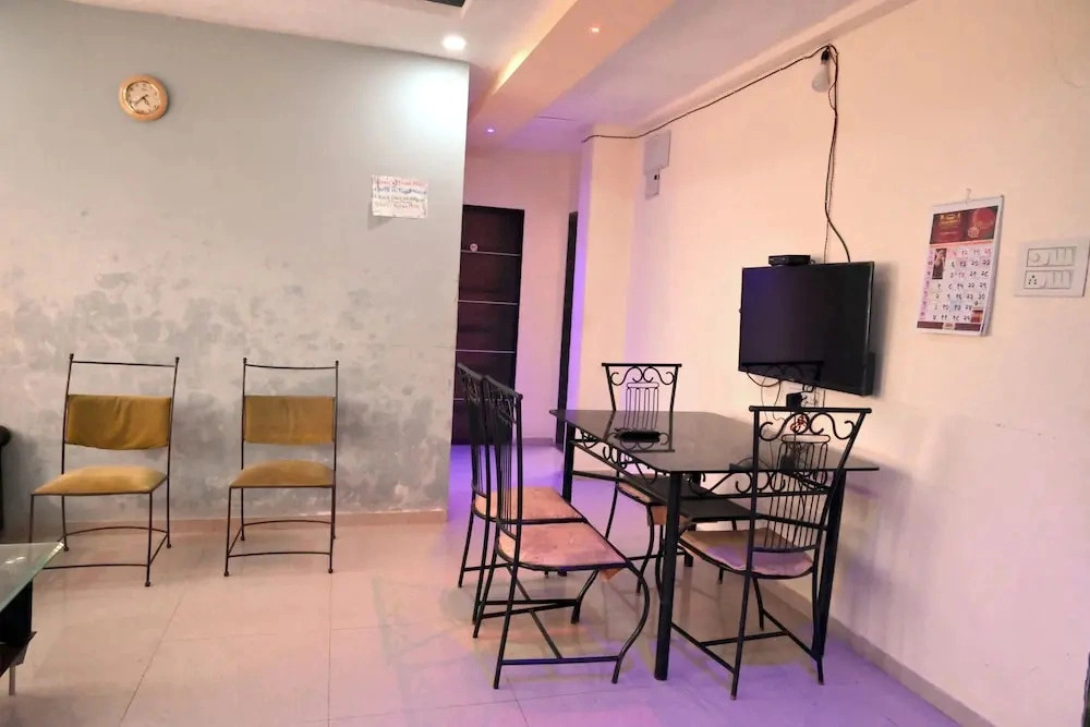 Kiran Homestay