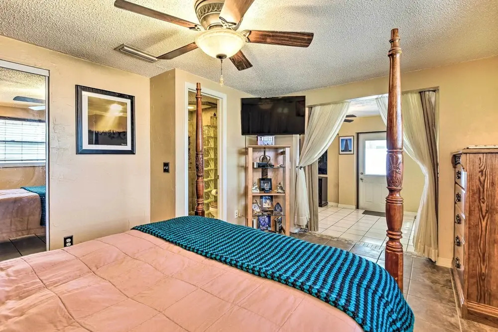 Unique Nokomis Home ~ 2 Mi to Beach Access!