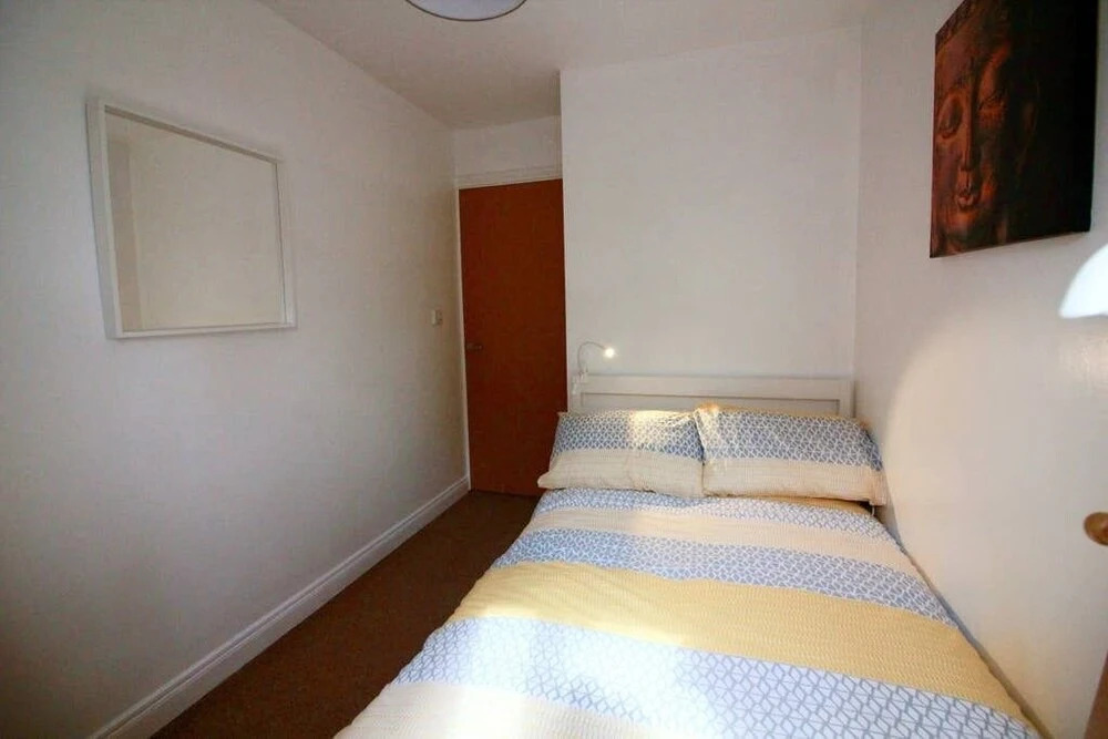 Contemporary 2 bedroom