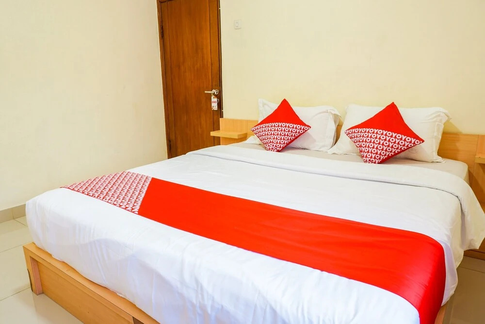 Hotel Kurnia by OYO Rooms