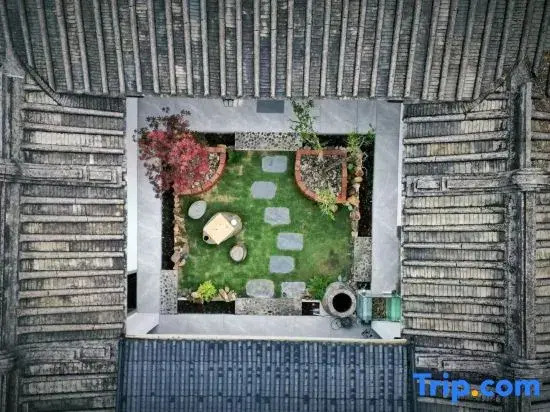 Zizai Ju · Courtyard Garden Design Boutique Hotel