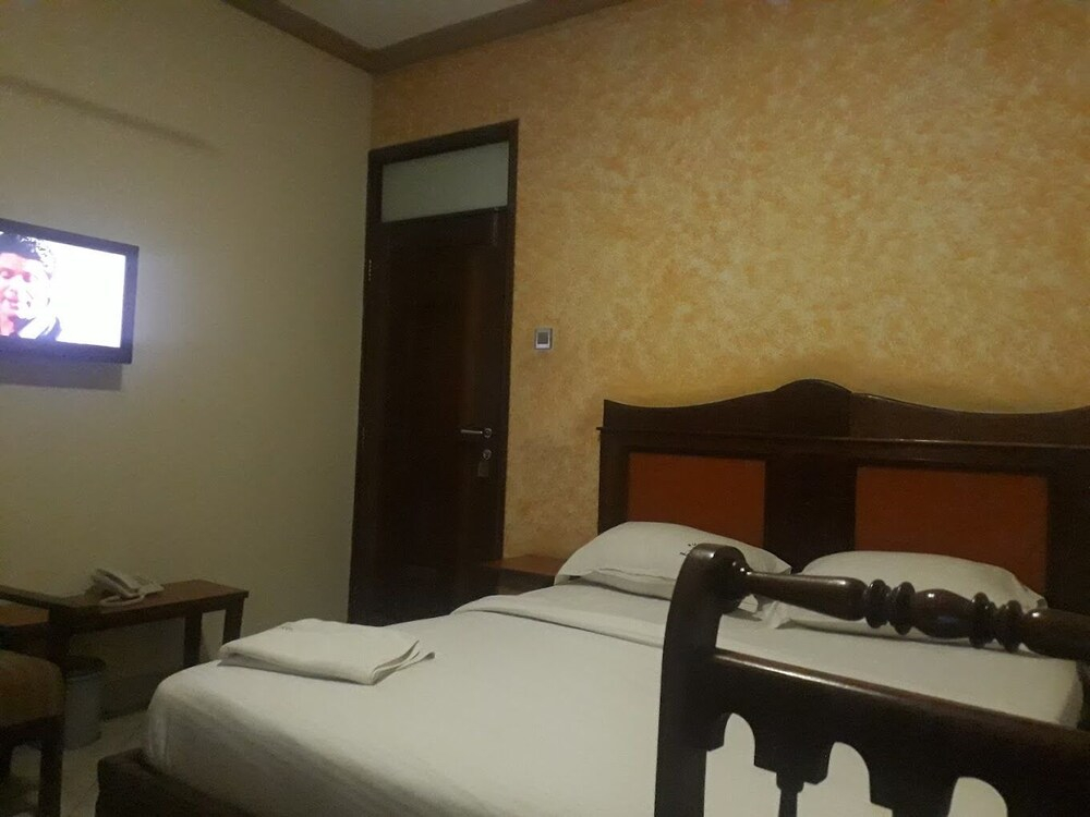 Suhufi Palace Hotel