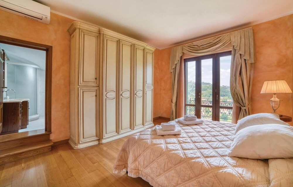 Nice Home In Camaiore Lu