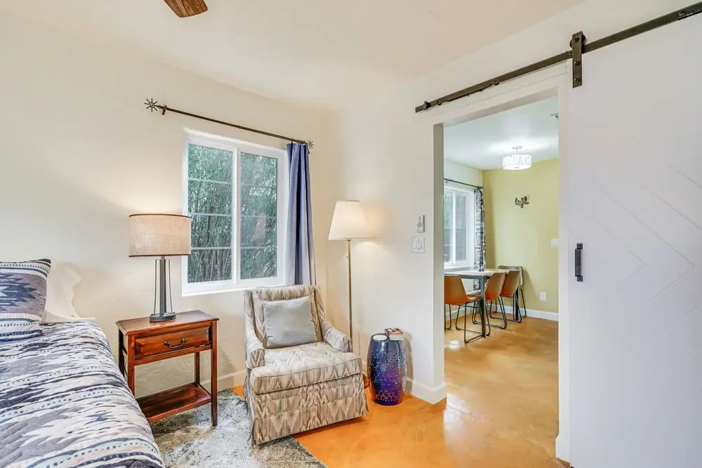Stylish Tucson Townhome < 1 Mi to Arizona Stadium!