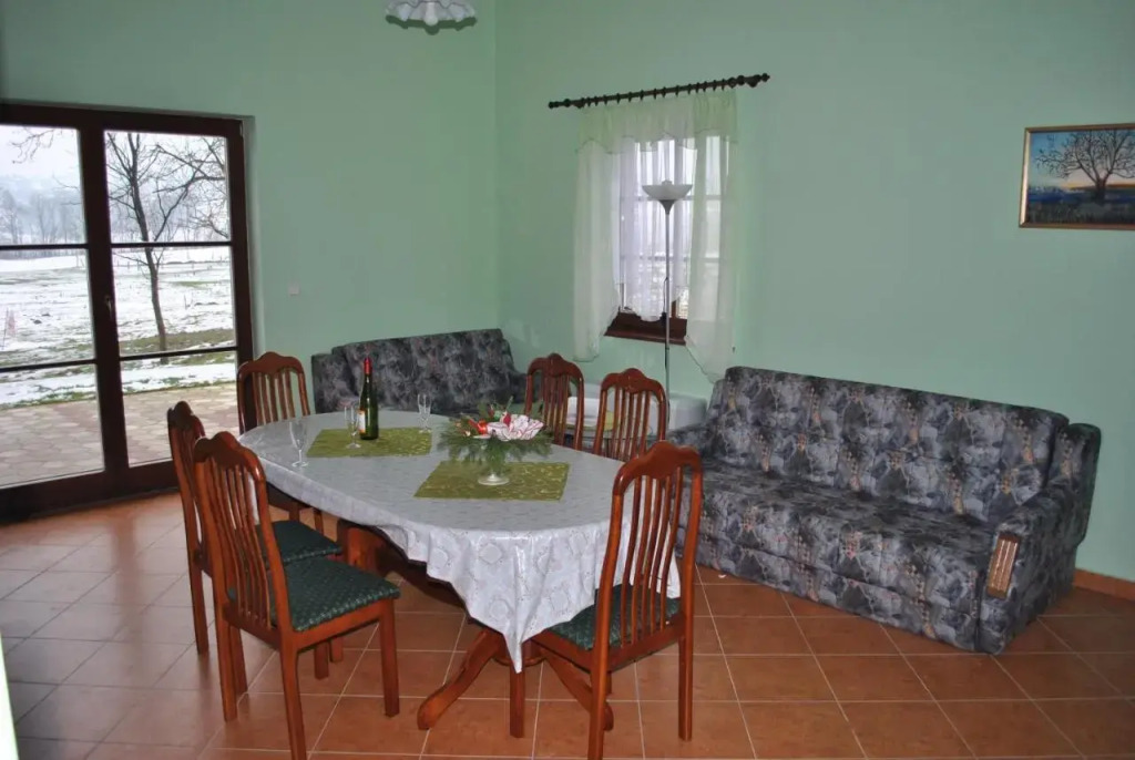 Apartments - Turistična kmetija Vrbnjak