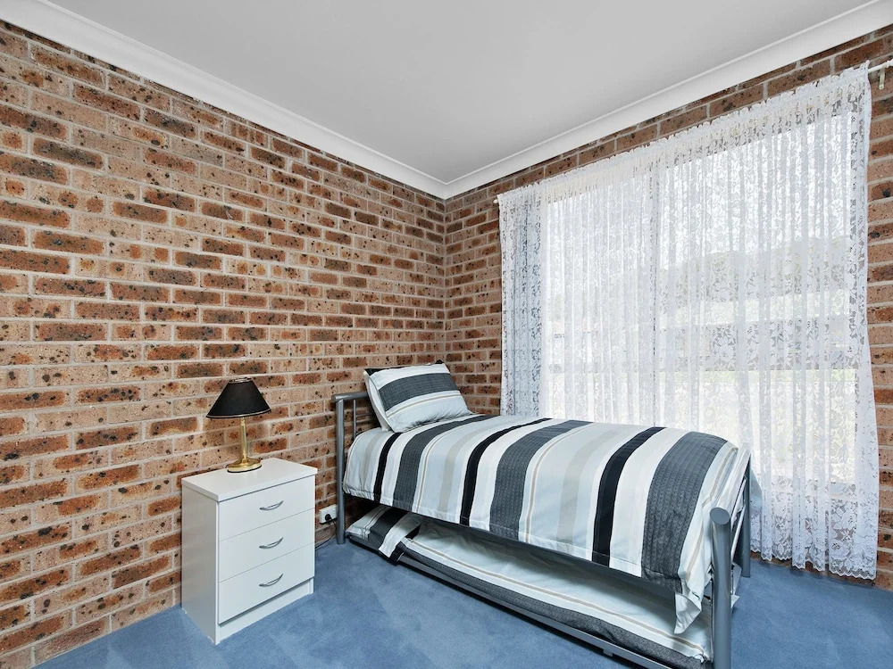 Pet Friendly Shoreline Dr 1/18 - Fingal Bay