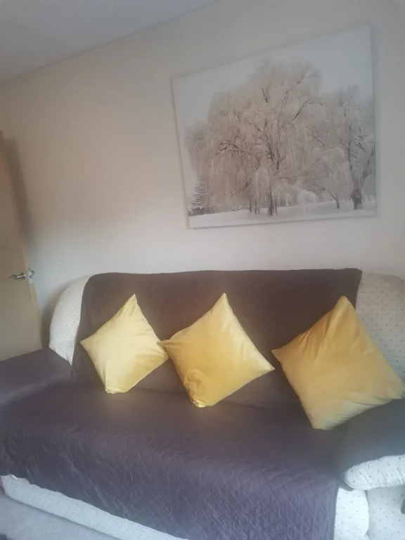 Beautiful 1-bed House in Manchester