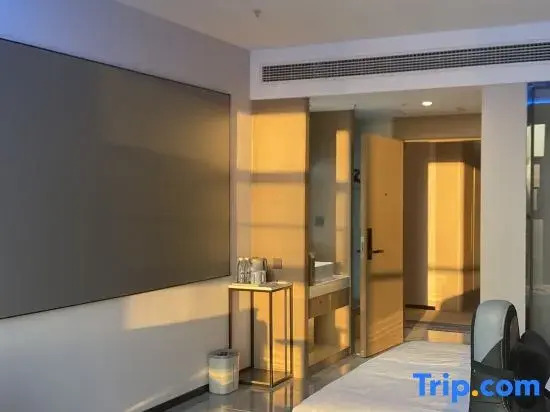 Yunzhen Xiyue Esports Hotel (Hongqi Street Xinli Plaza Branch)