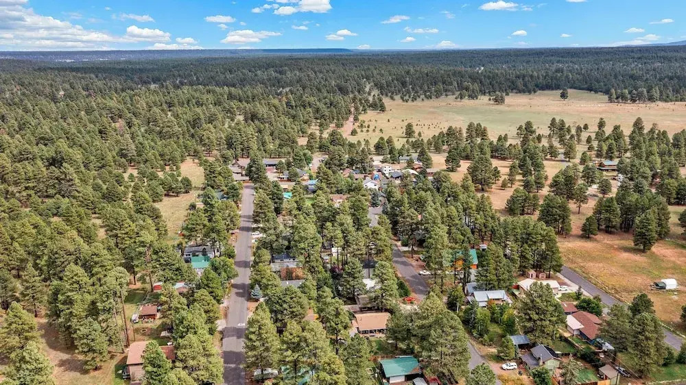 Kiowa Cabin Hideaway 6-guest Mins to Dwtn Trails