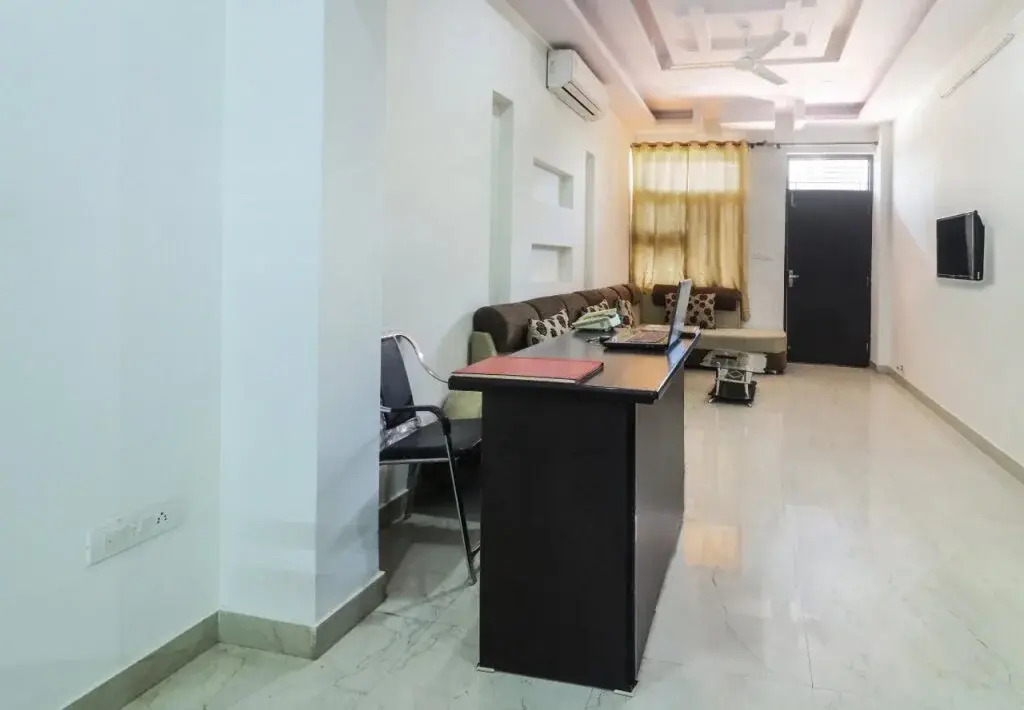 Raj Villa By OYO Rooms