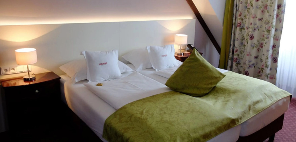 Hotel Exquisit