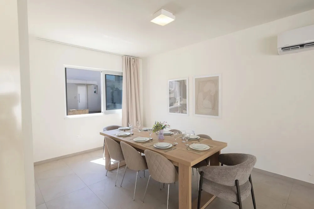 4 Bed Villa With Private Pool - Brand new