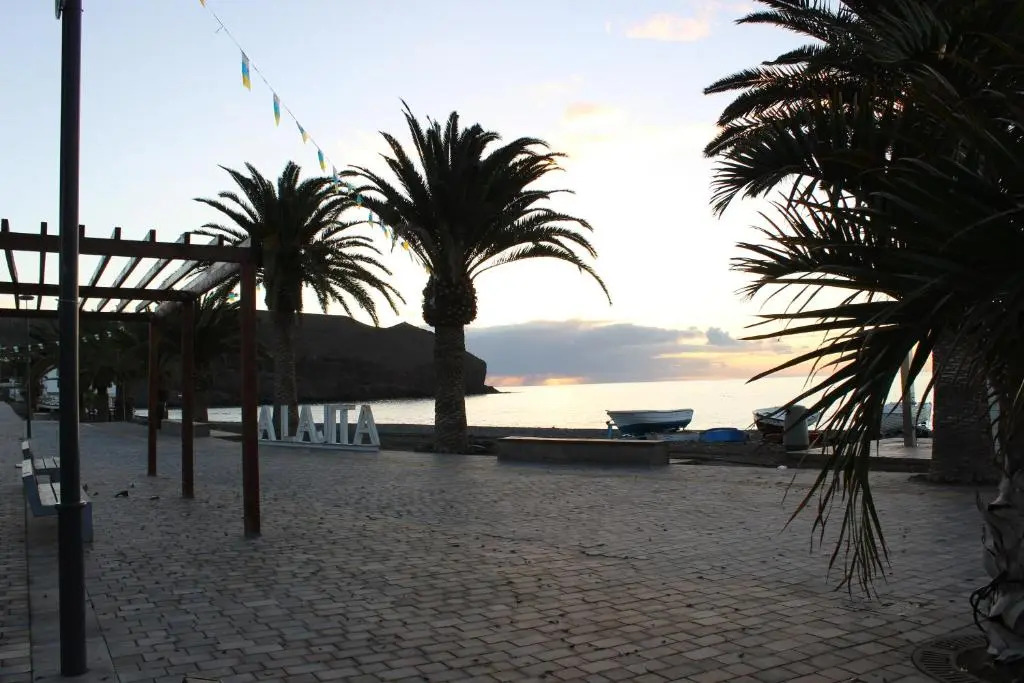 LA ORILLA BEACH HOUSE