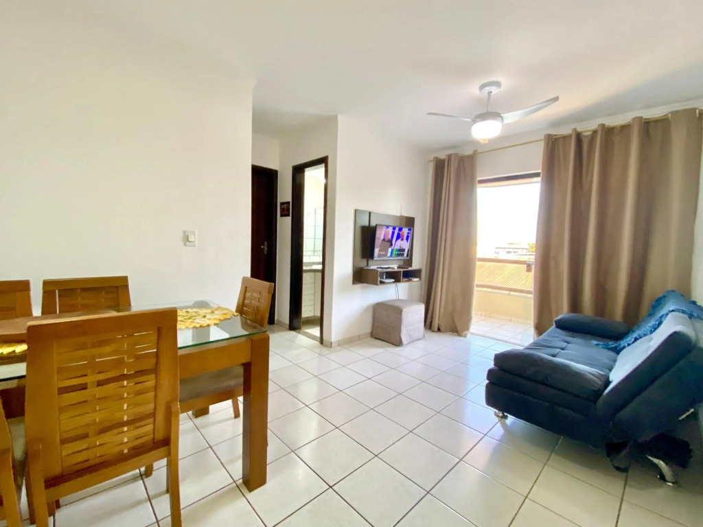 Apto charmoso no Centro prox Shopping Avenida Wifi ArCond Home Office em Dourados CPflats