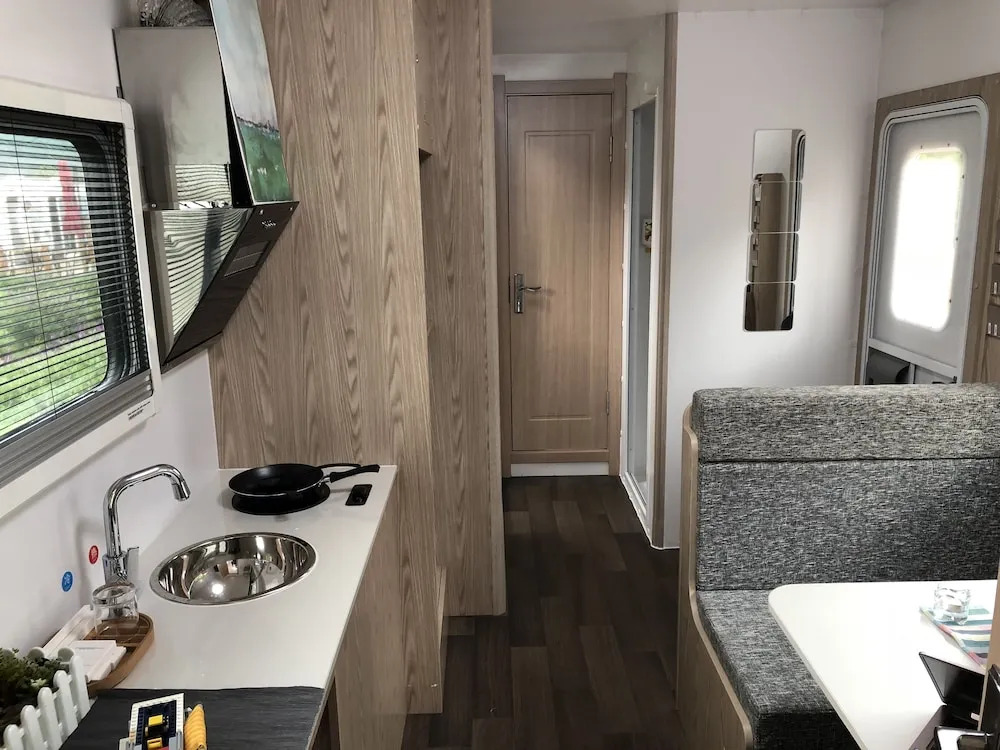 Micheng RV Lijiang Camping