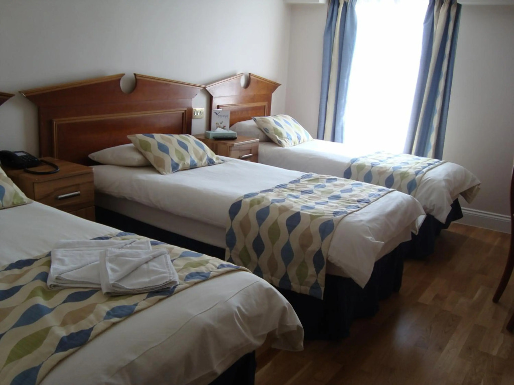 Royal Eagle Hotel