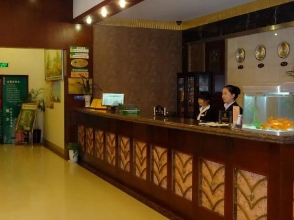 GreenTree Inn Nantong Chongchuan District Tongjing Avenue Jiaoyu Road Business Hotel