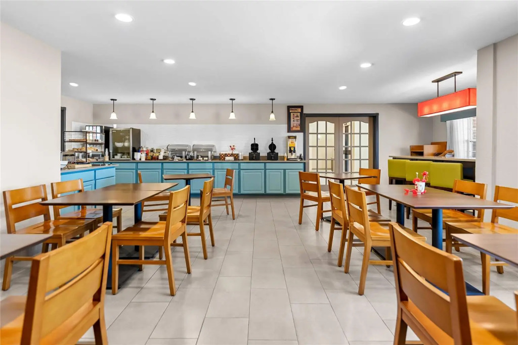 Country Inn & Suites by Radisson Kenosha - Pleasant Prairie