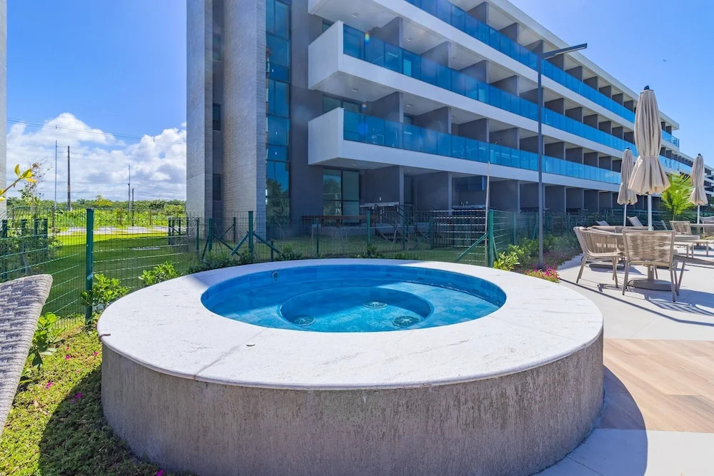 Beach Class Summer Residence