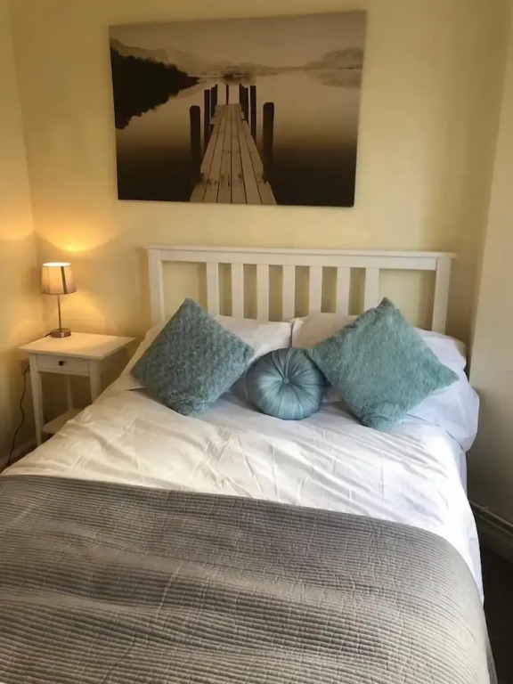 Fabulous, Modern 2 Bed Flat in Central Cardiff