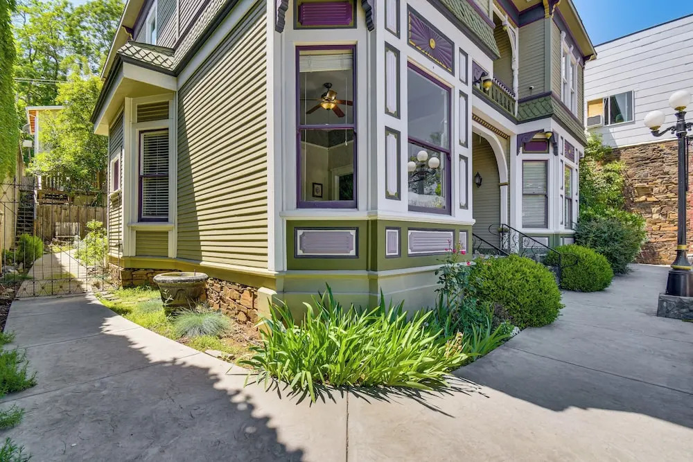 Historic Home in Downtown Sonora