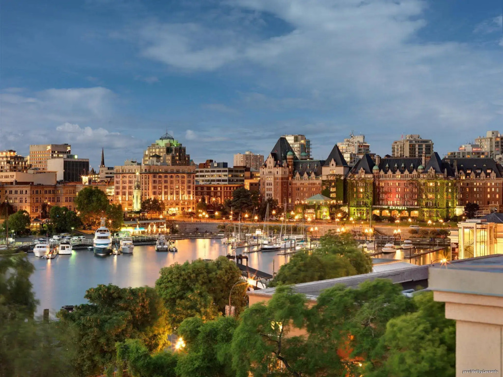 Best Western PLUS Inner Harbour Hotel