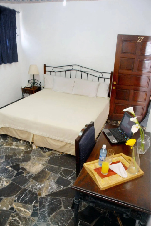 Hotel Santa Elena