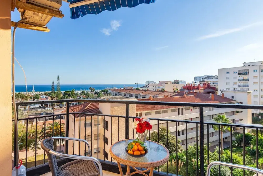 Villa with private heated Pool by the beach & port - Benalmadena by REMS