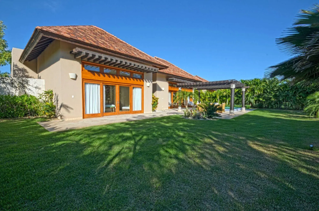 Las Villas at Cap Cana by AlSol