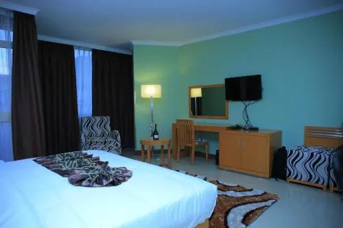 Yebo Hotel  Spa