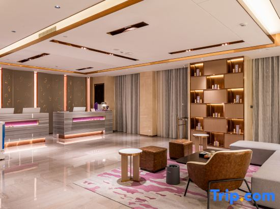 Lavande Hotel ​